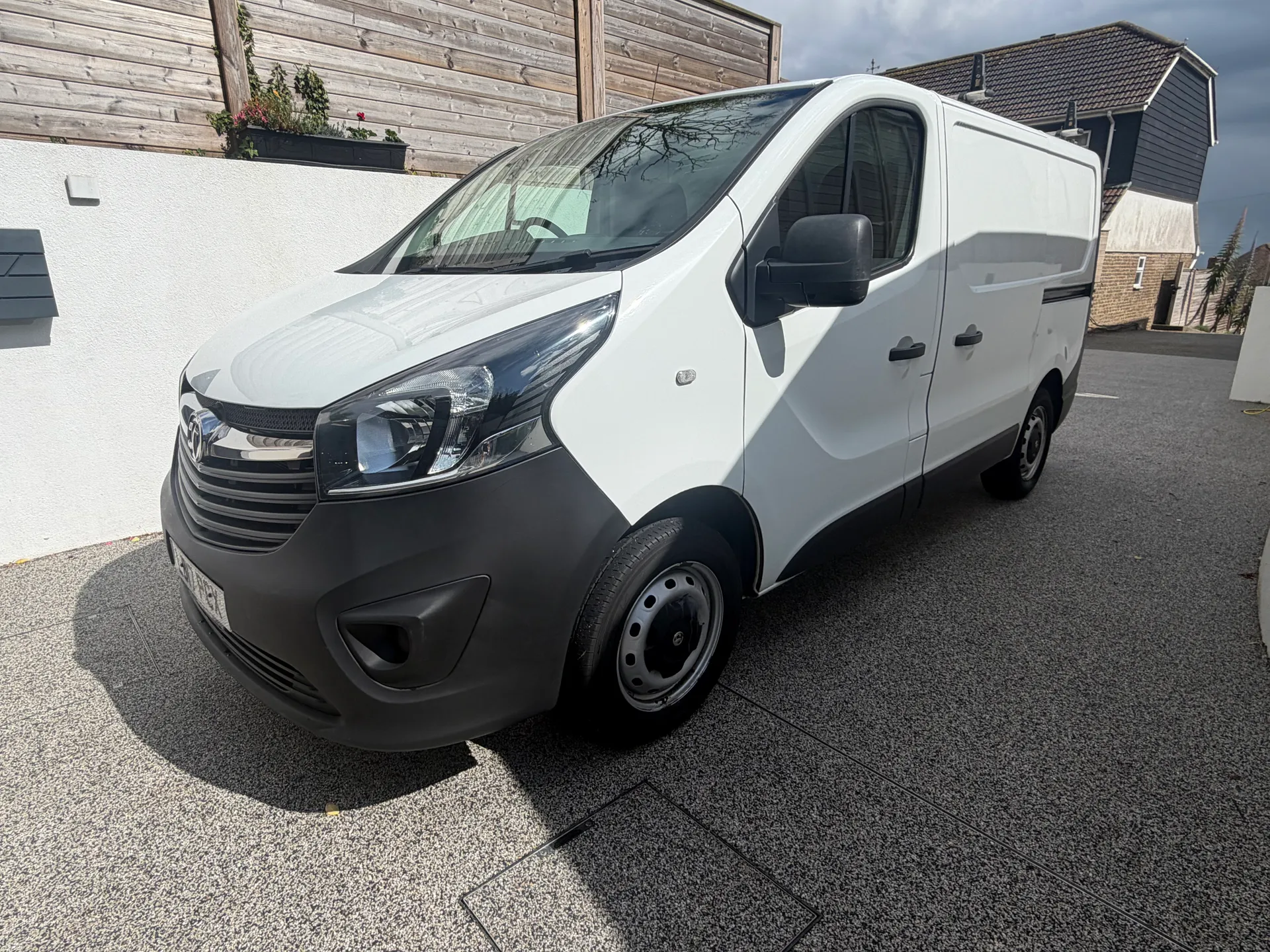2017 Vauxhall Vivaro Vivaro 2700 CDTi BlueInjection L1H1 SWB Euro 6