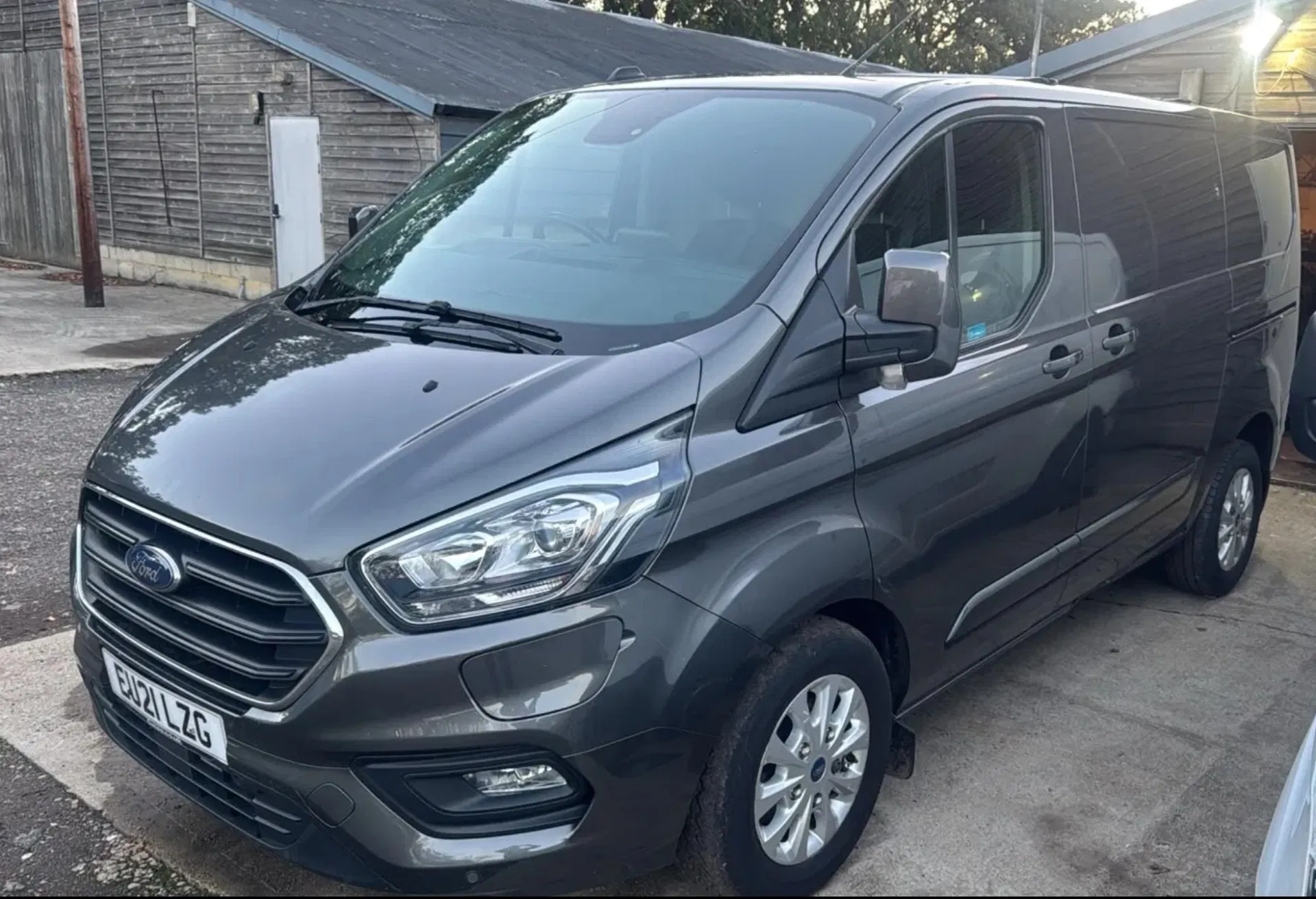 2021 FORD TRANSIT CUSTOM 340LTD PHEV CVT