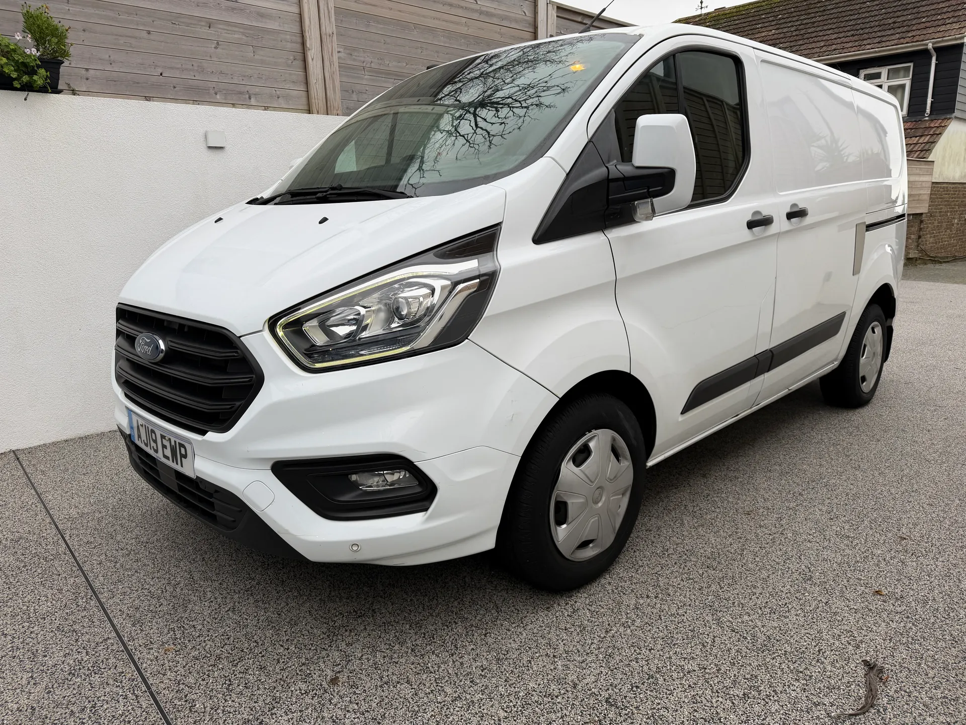 2019 FORD TRANSIT CUSTOM 2.0 SWB TREND L/R PanelVan EBL 130 340